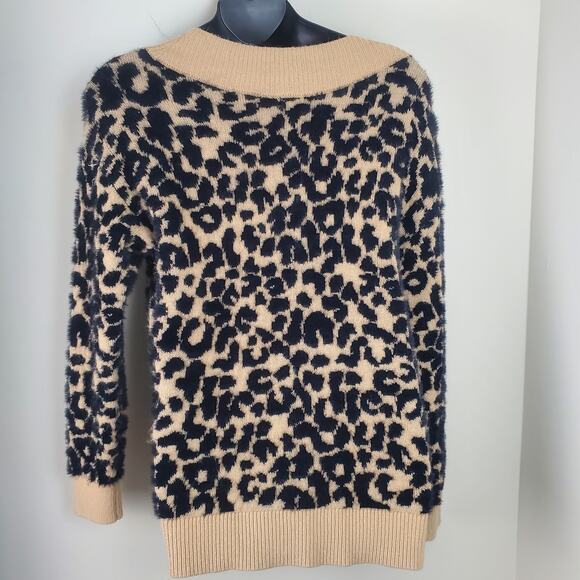 AVA AND VIV Animal Print Fuzzy V Neck Sweater | Size X - Picture 6 of 12